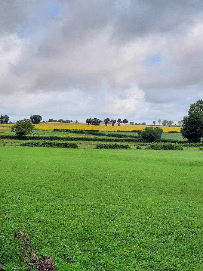 Notre Village Papillon Bed&Breakfast Neret Exterior foto