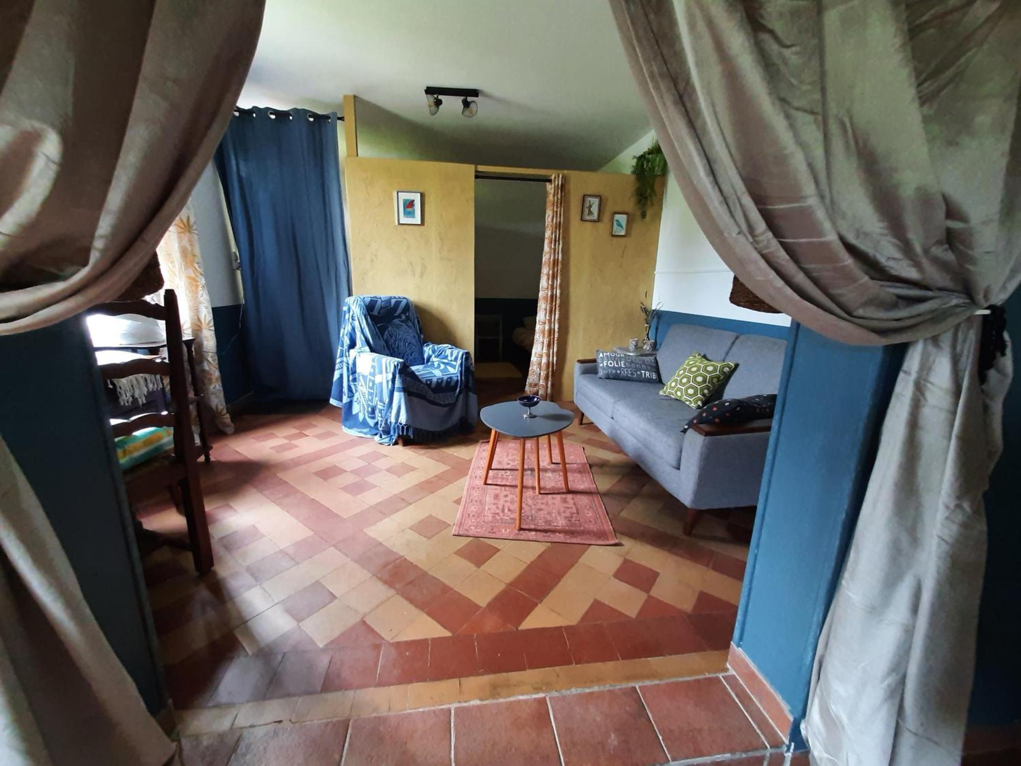 Notre Village Papillon Bed&Breakfast Neret Zimmer foto